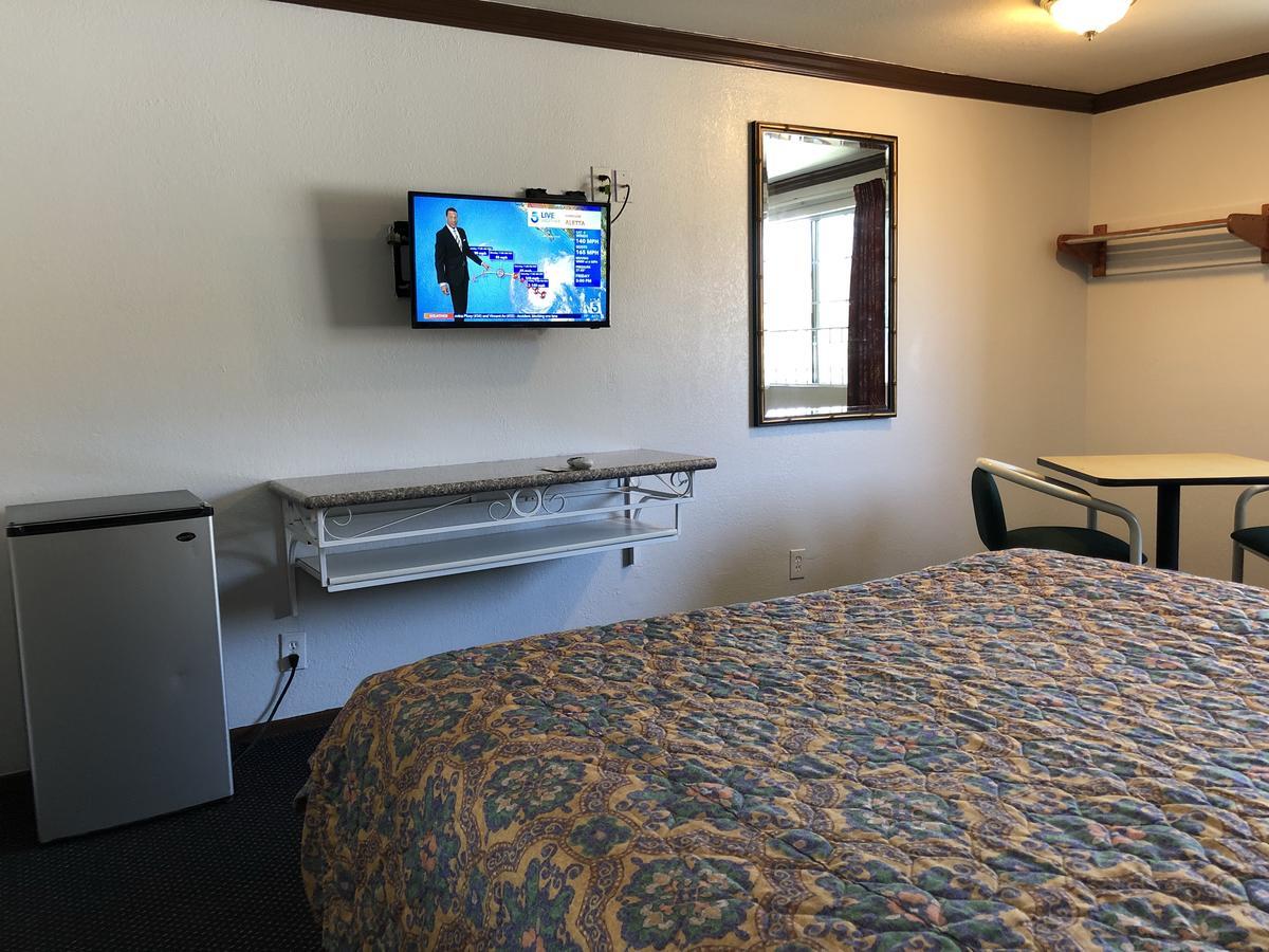 לוס אנג'לס Starlight Inn, Valley Blvd - Downtown La מראה חיצוני תמונה